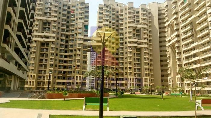 2 bhk Flat in Galaxy North Avenue 1 - in Gaur City 1, Sector 4, Greater Noida West (Noida Extension)